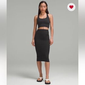 Lululemon Nulu Slim fit High rise Skirt